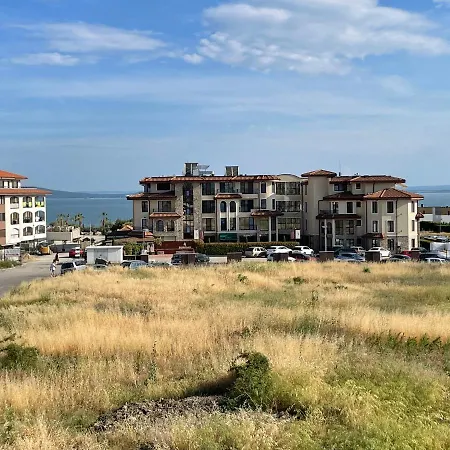 в сарафово Apartamento *